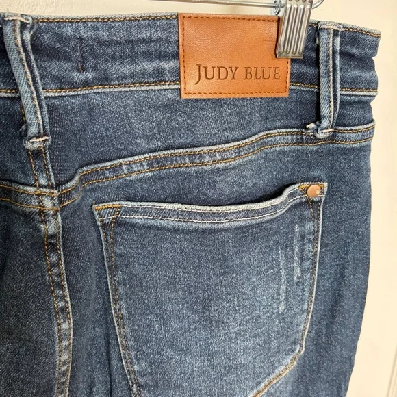 Judy blue kick flare jeans - Picture 9 of 13